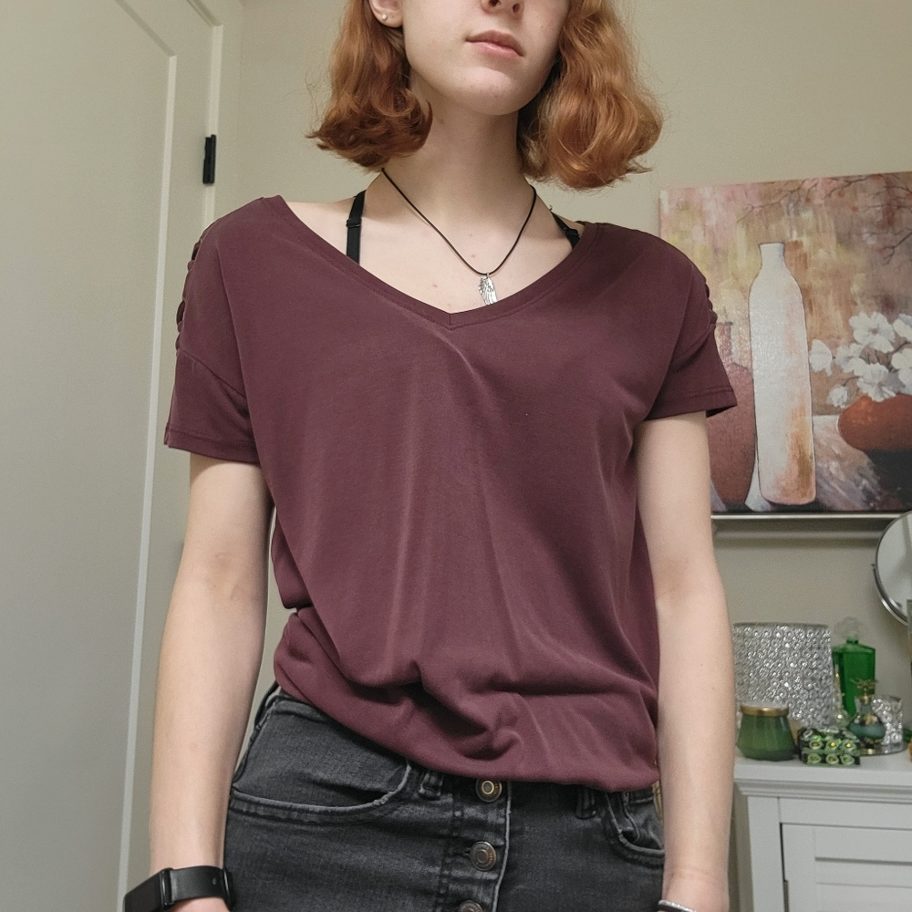 Mudd XS Burgundy Braided Short Sleeve Tunic Shirt